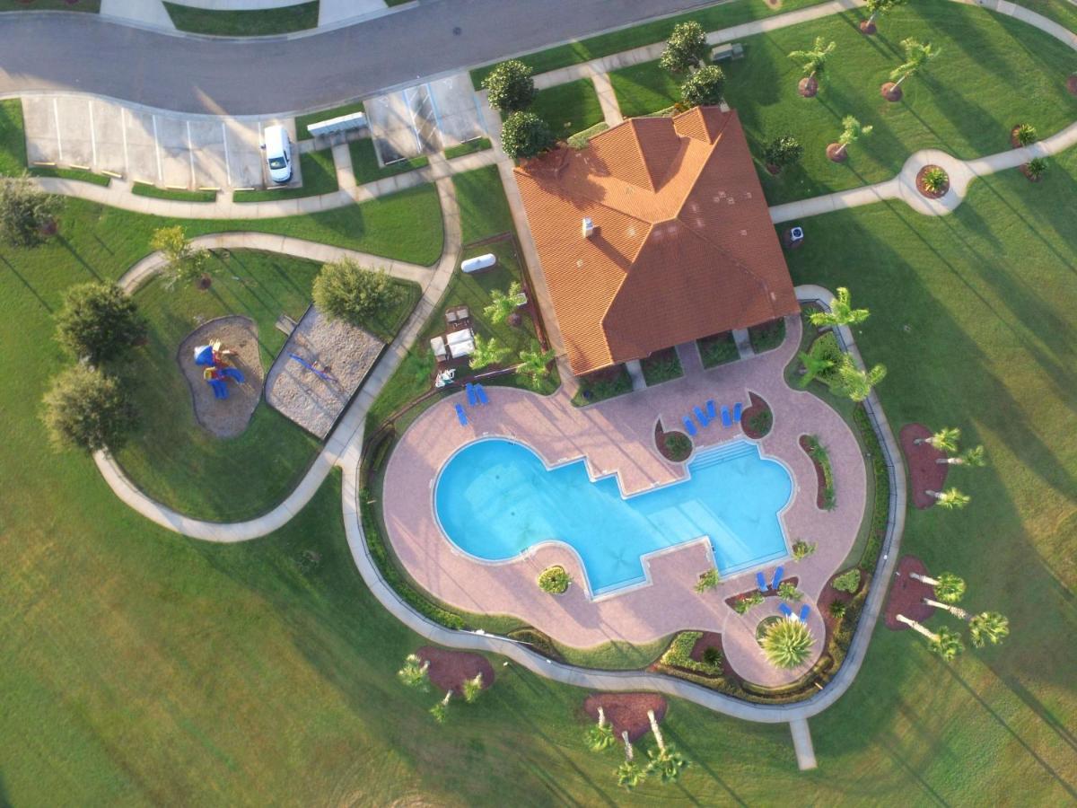 Alamo Vacation Homes Hunters Creek エクステリア 写真